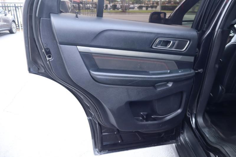 Ford Explorer XLT FWD 2019