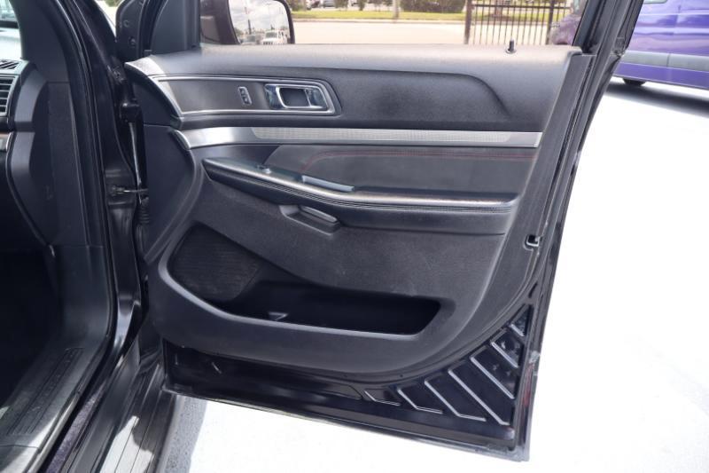 Ford Explorer XLT FWD 2019