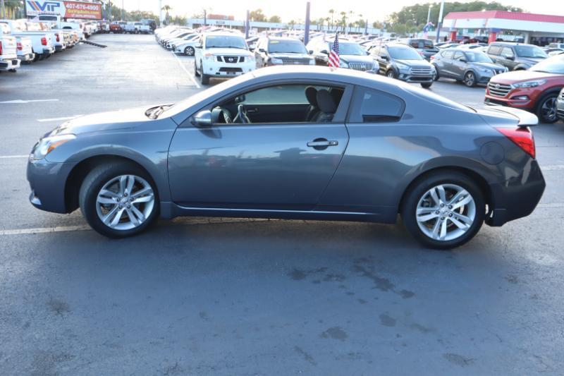 Nissan Altima 2.5 S CVT Coupe 2013