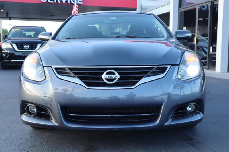 Nissan Altima 2.5 S CVT Coupe 2013