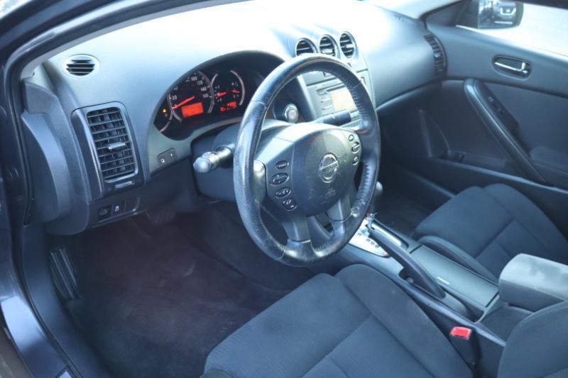 Nissan Altima 2.5 S CVT Coupe 2013