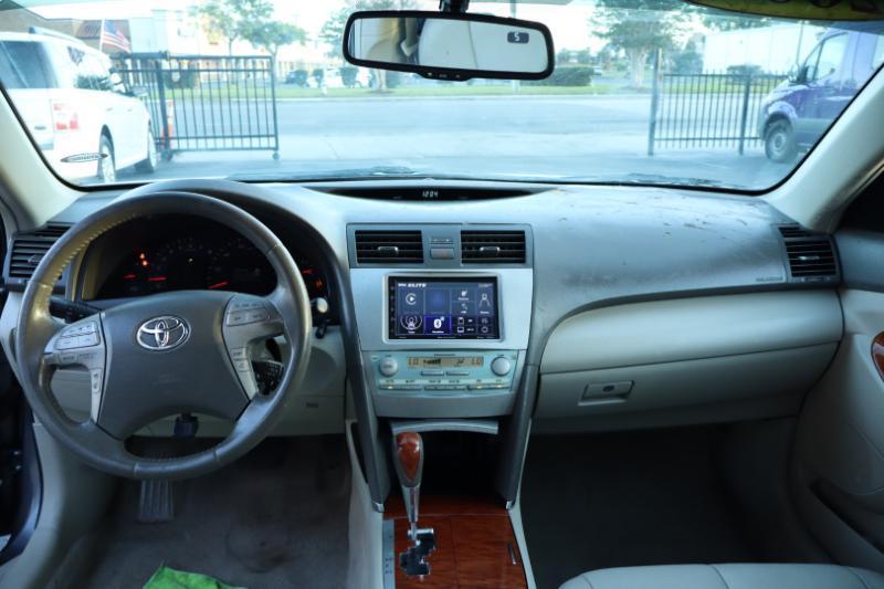 Toyota Camry XLE 2008