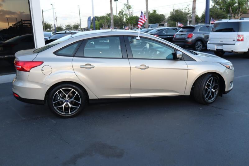 Ford Focus SEL Sedan 2018