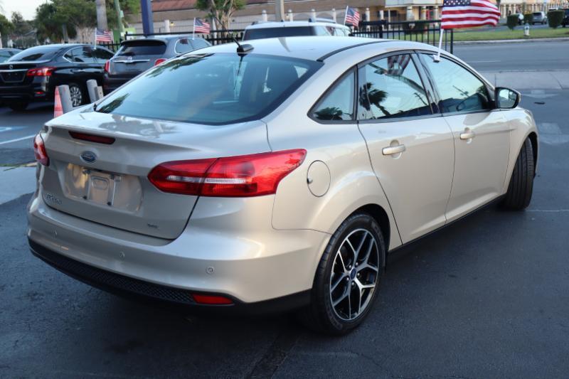 Ford Focus SEL Sedan 2018