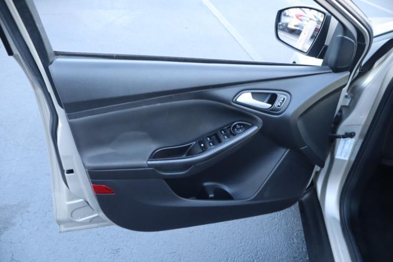 Ford Focus SEL Sedan 2018