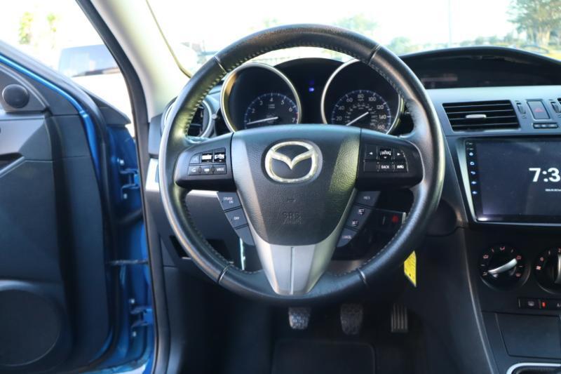 Mazda MAZDA3 i Touring 4-door 2012