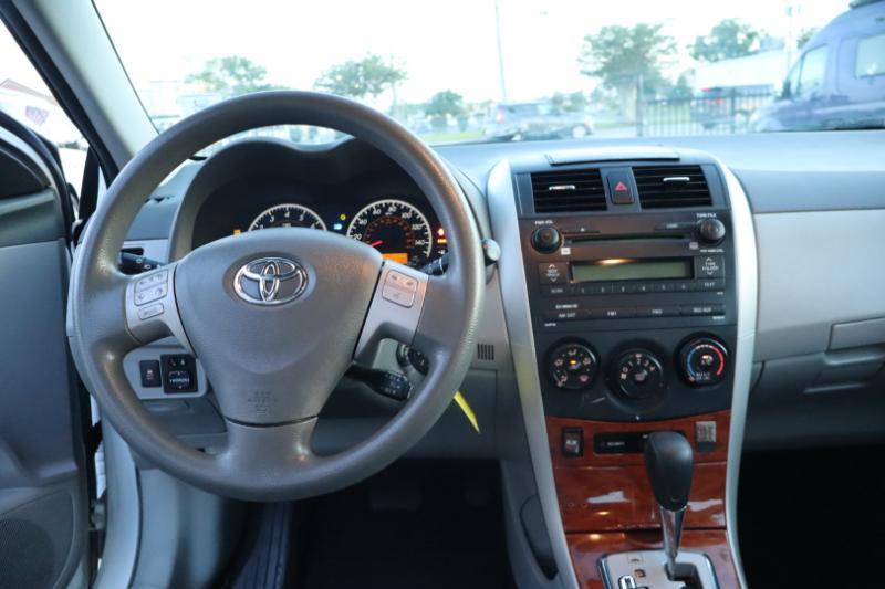 Toyota Corolla S 4-Speed AT 2009
