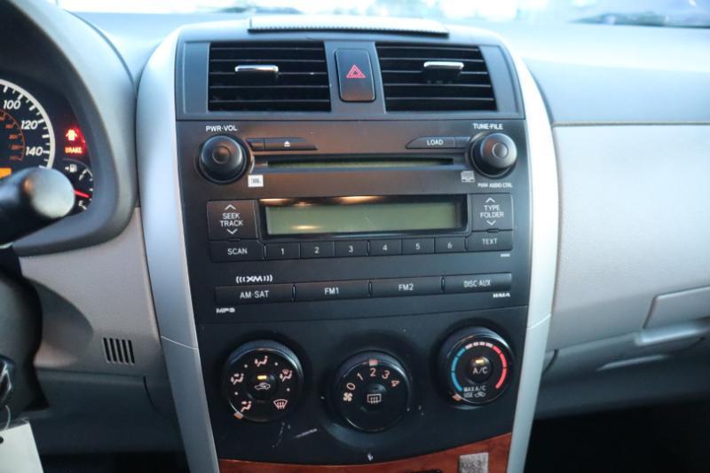 Toyota Corolla S 4-Speed AT 2009