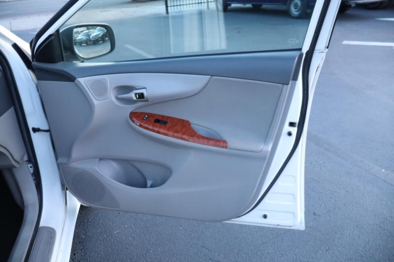 Toyota Corolla S 4-Speed AT 2009