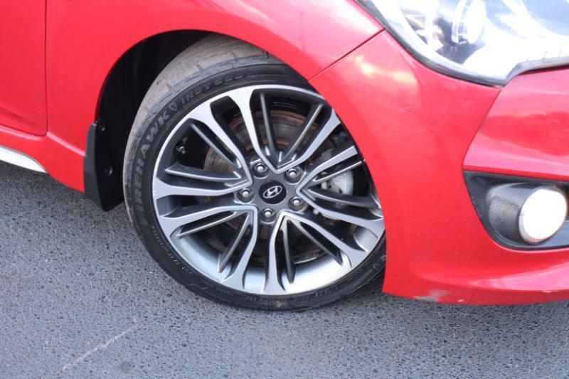 Hyundai Veloster Turbo 6MT 2016