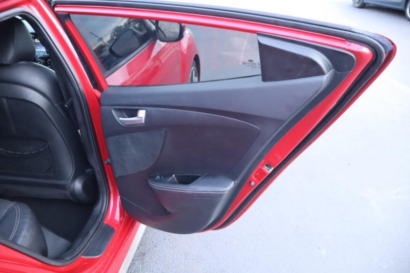 Hyundai Veloster Turbo 6MT 2016