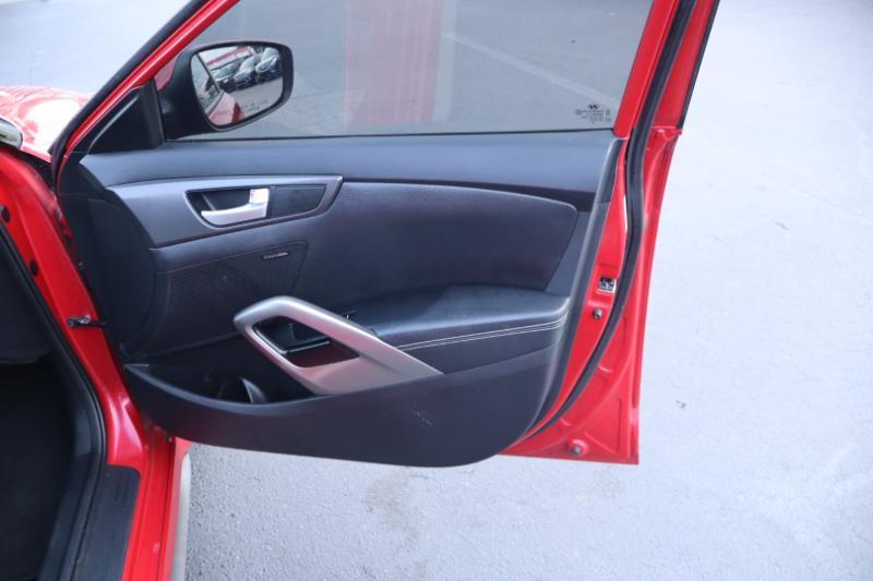 Hyundai Veloster Turbo 6MT 2016