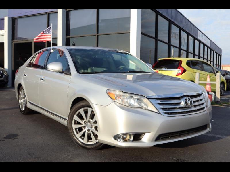 Toyota Avalon Base 2012
