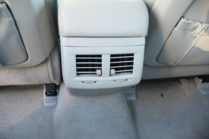 Toyota Avalon Base 2012