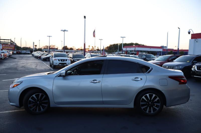Nissan Altima 2.5 SV 2018