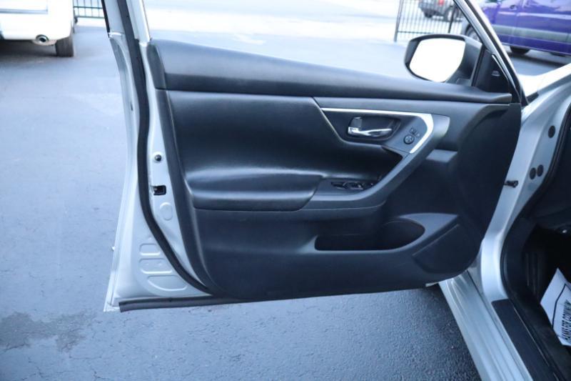 Nissan Altima 2.5 SV 2018