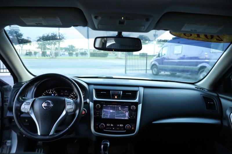 Nissan Altima 2.5 SV 2018