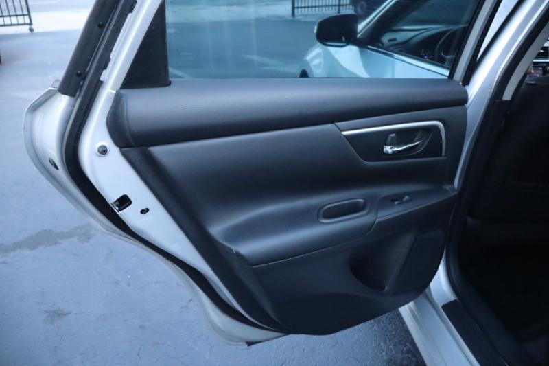 Nissan Altima 2.5 SV 2018