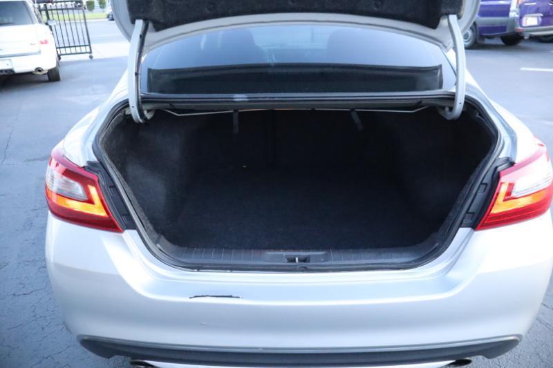 Nissan Altima 2.5 SV 2018