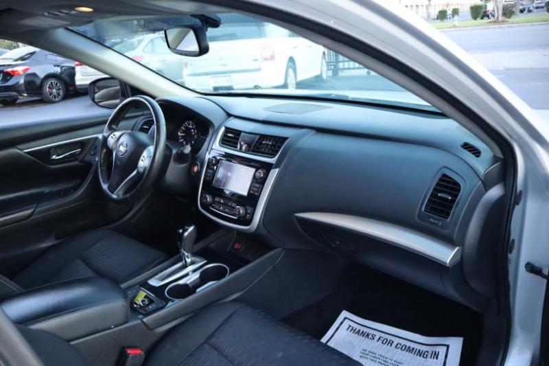 Nissan Altima 2.5 SV 2018