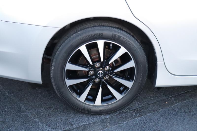Nissan Altima 2.5 SV 2018