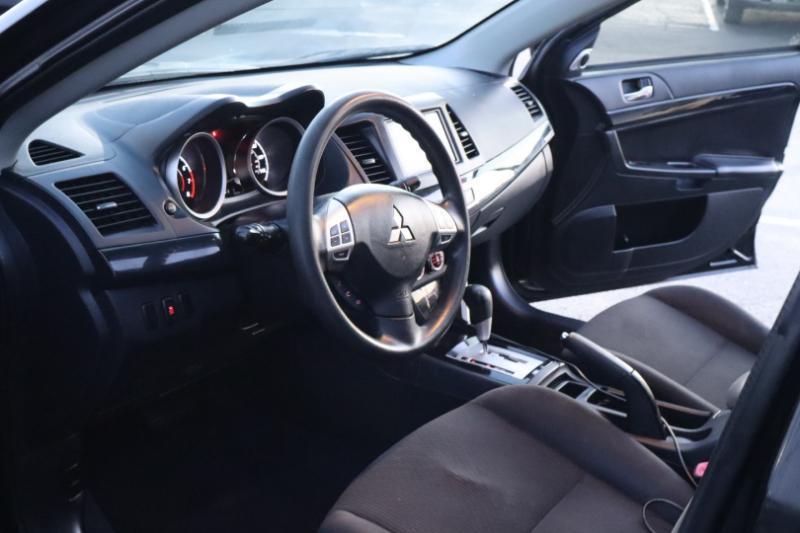 Mitsubishi Lancer ES 5M 2016