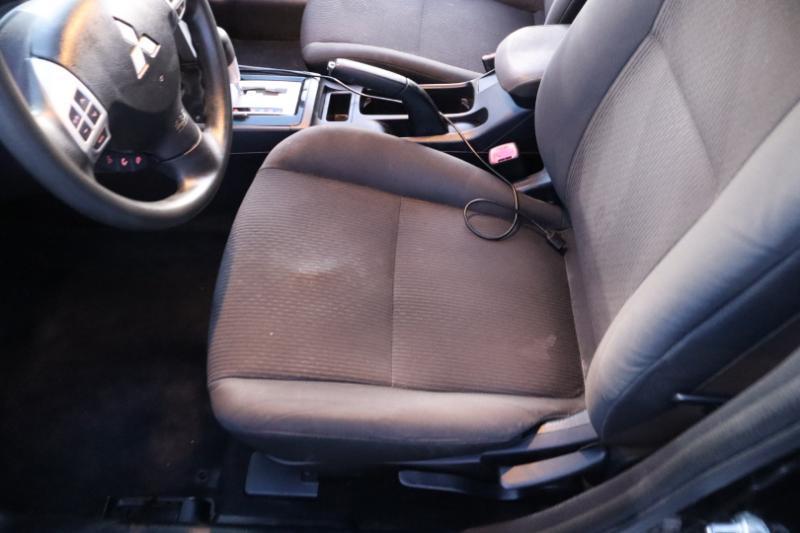 Mitsubishi Lancer ES 5M 2016