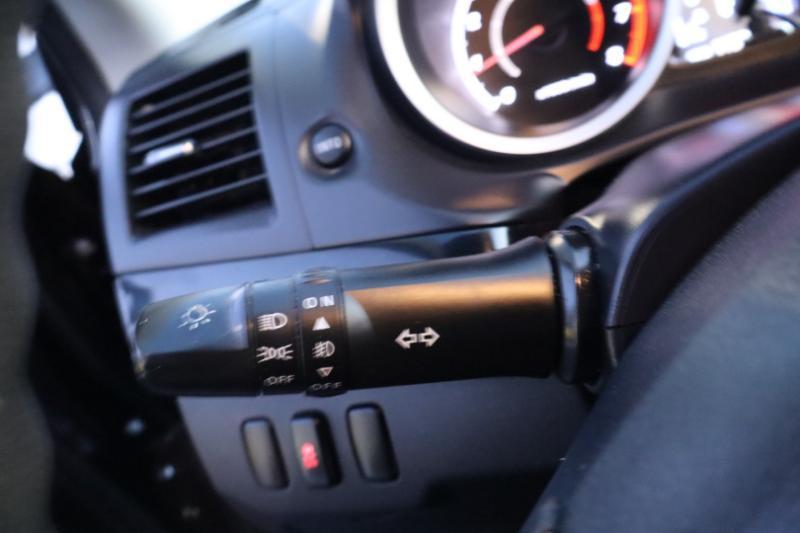 Mitsubishi Lancer ES 5M 2016
