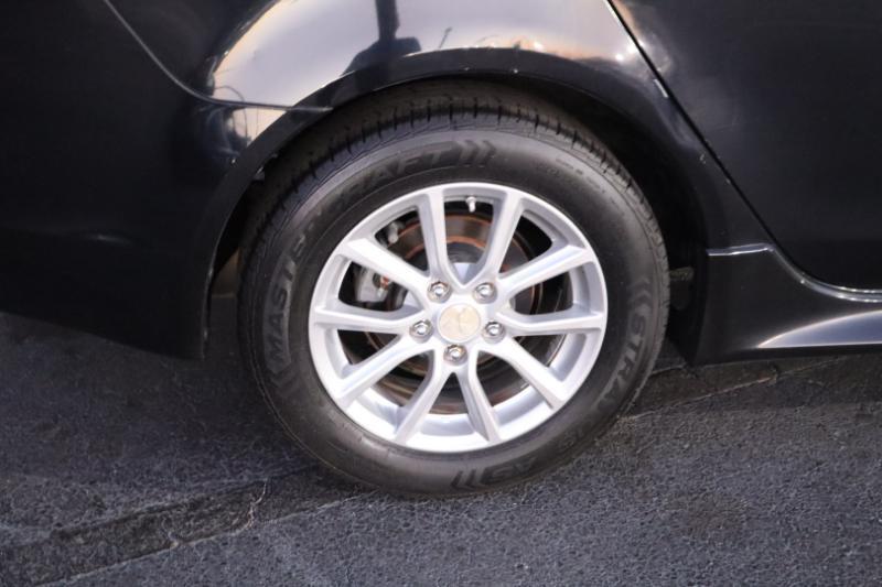 Mitsubishi Lancer ES 5M 2016