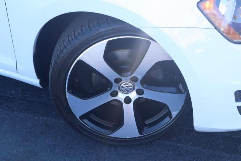 Volkswagen Golf TSI S 5M 2015