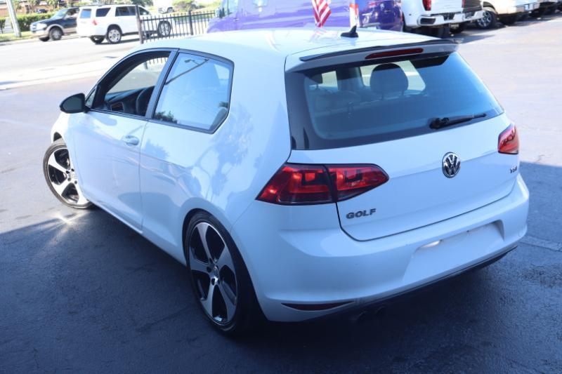 Volkswagen Golf TSI S 5M 2015