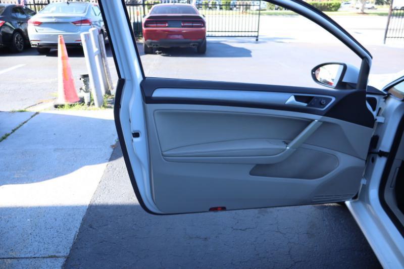 Volkswagen Golf TSI S 5M 2015