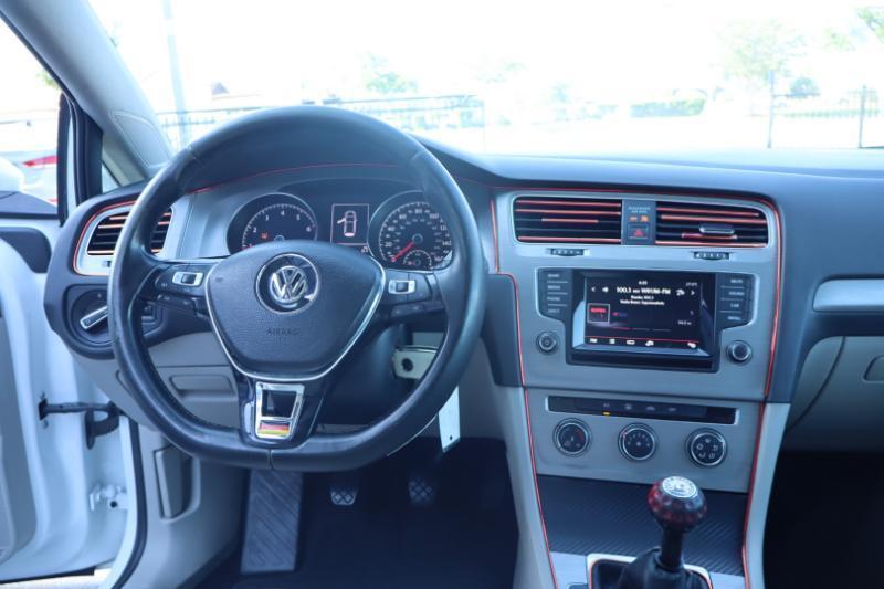 Volkswagen Golf TSI S 5M 2015