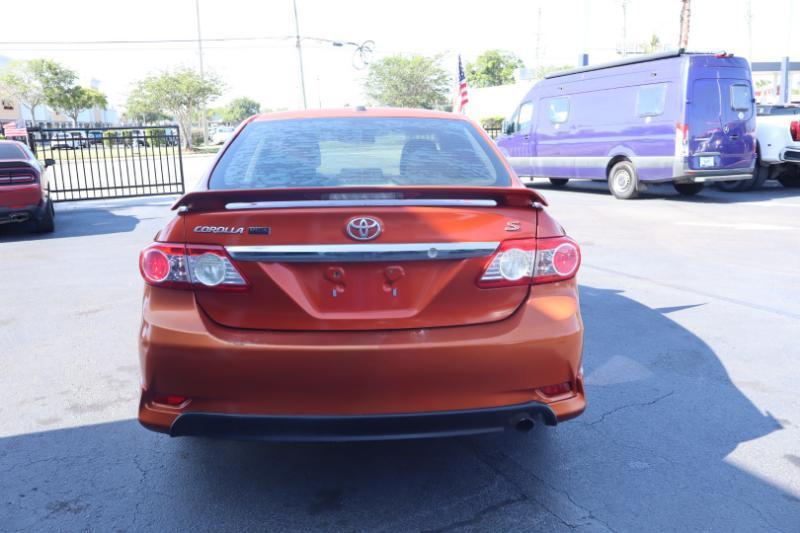 Toyota Corolla L 2013