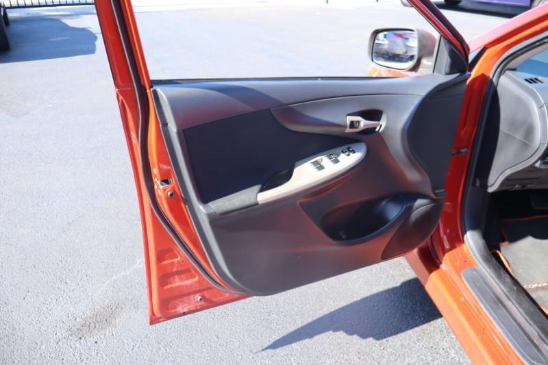 Toyota Corolla L 2013