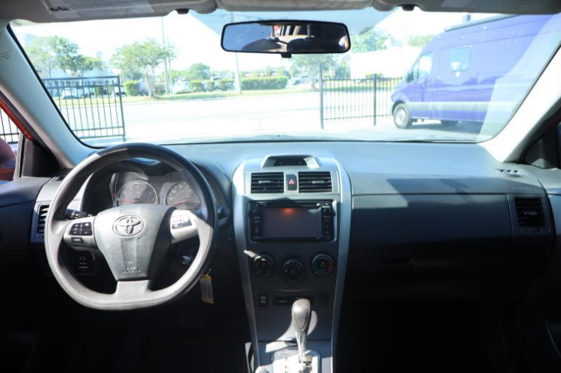 Toyota Corolla L 2013