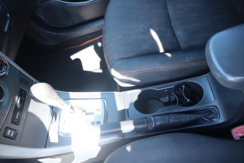 Toyota Corolla L 2013