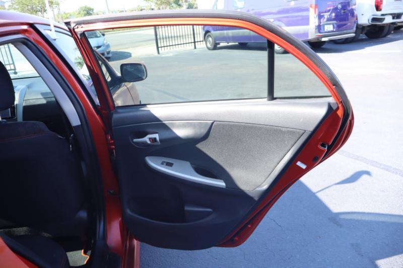 Toyota Corolla L 2013