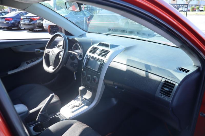 Toyota Corolla L 2013