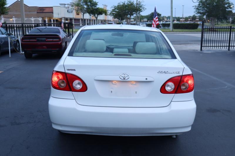 Toyota Corolla CE 2006