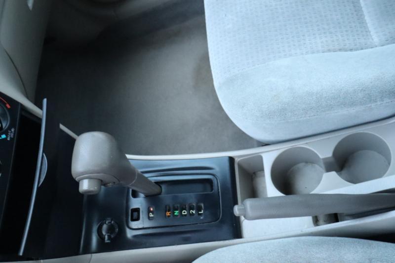 Toyota Corolla CE 2006