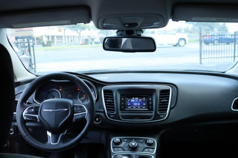 Chrysler 200 Limited 2015