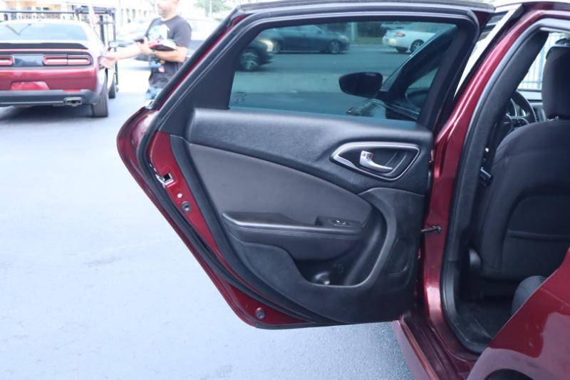 Chrysler 200 Limited 2015