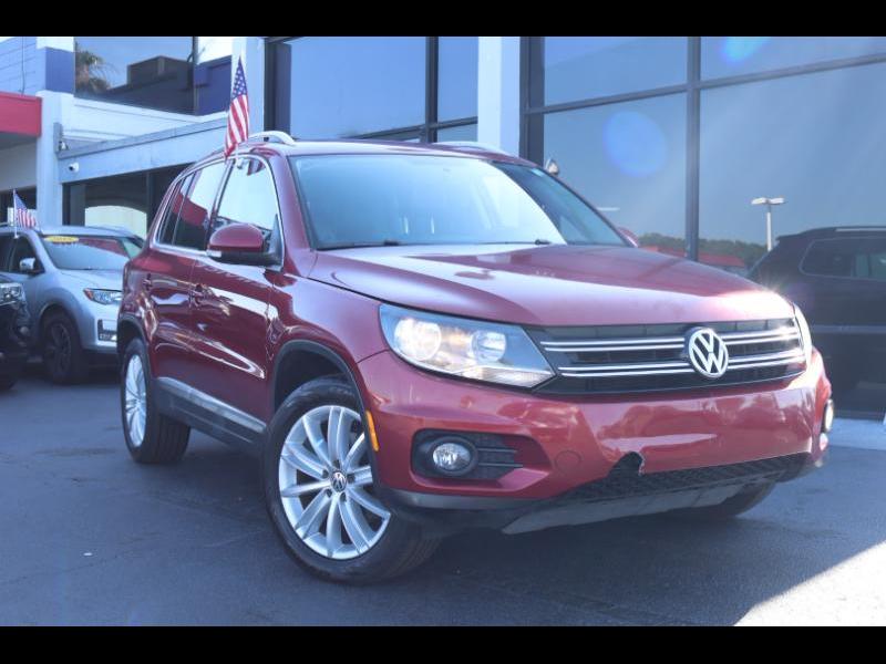 Volkswagen Tiguan S 2012