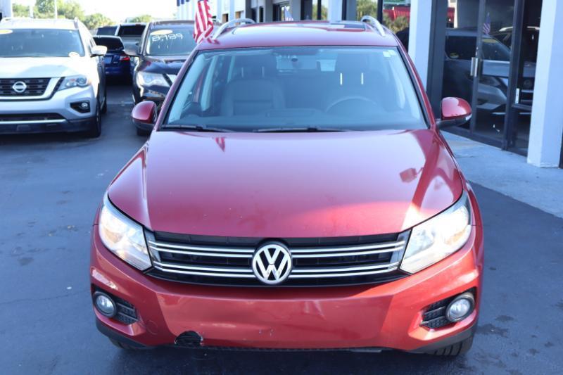Volkswagen Tiguan S 2012
