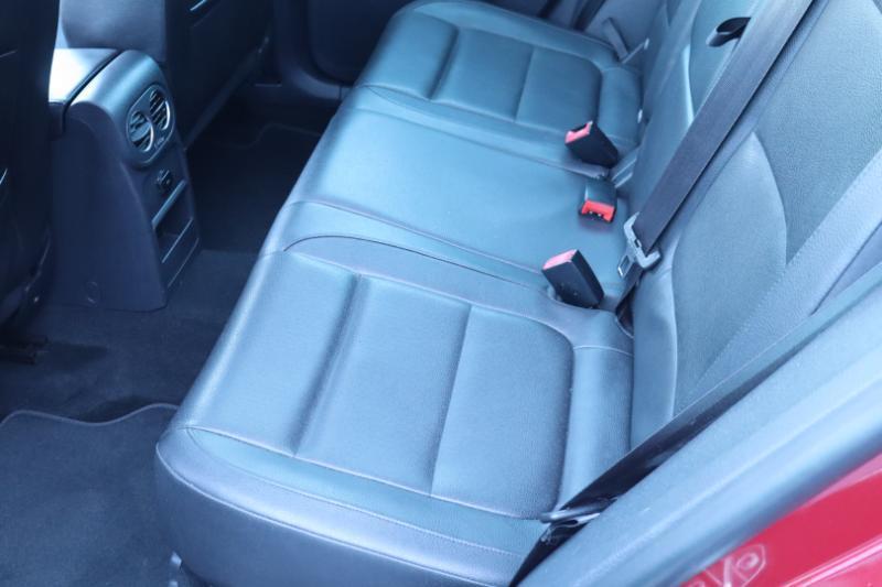 Volkswagen Tiguan S 2012