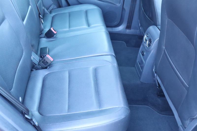 Volkswagen Tiguan S 2012