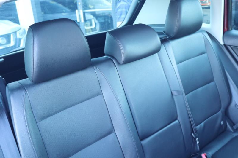 Volkswagen Tiguan S 2012
