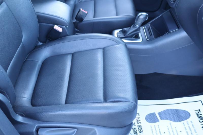 Volkswagen Tiguan S 2012