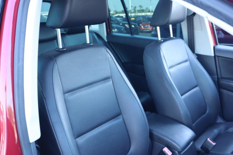 Volkswagen Tiguan S 2012